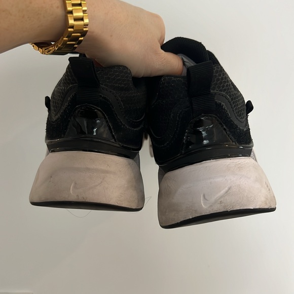 NIKE Ryz 365 2 - Women’s US 9.5 - Picture 4 of 6